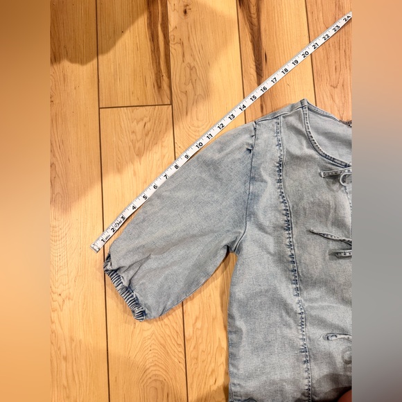 Wishlist Light Blue Denim Top - Picture 9 of 9
